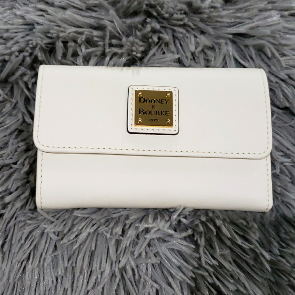 New Dooney and Bourke wallet